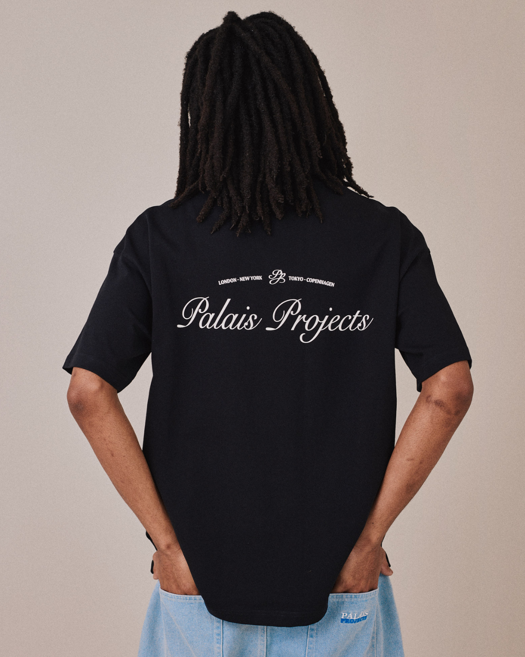 Classic SS World Tour Tee - Black