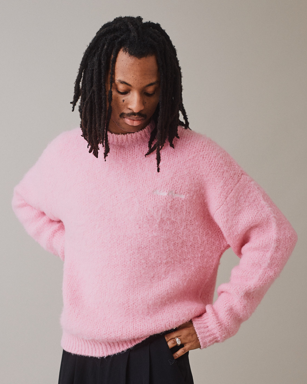 Knit O-Neck Sweater - Pink