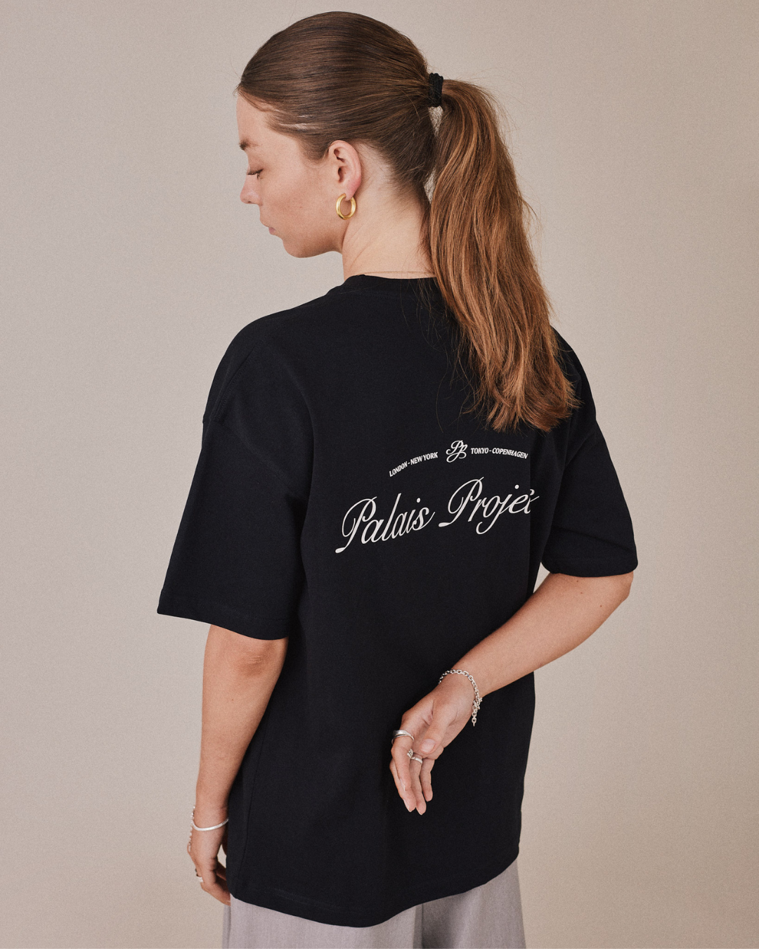 Classic SS World Tour Tee - Black