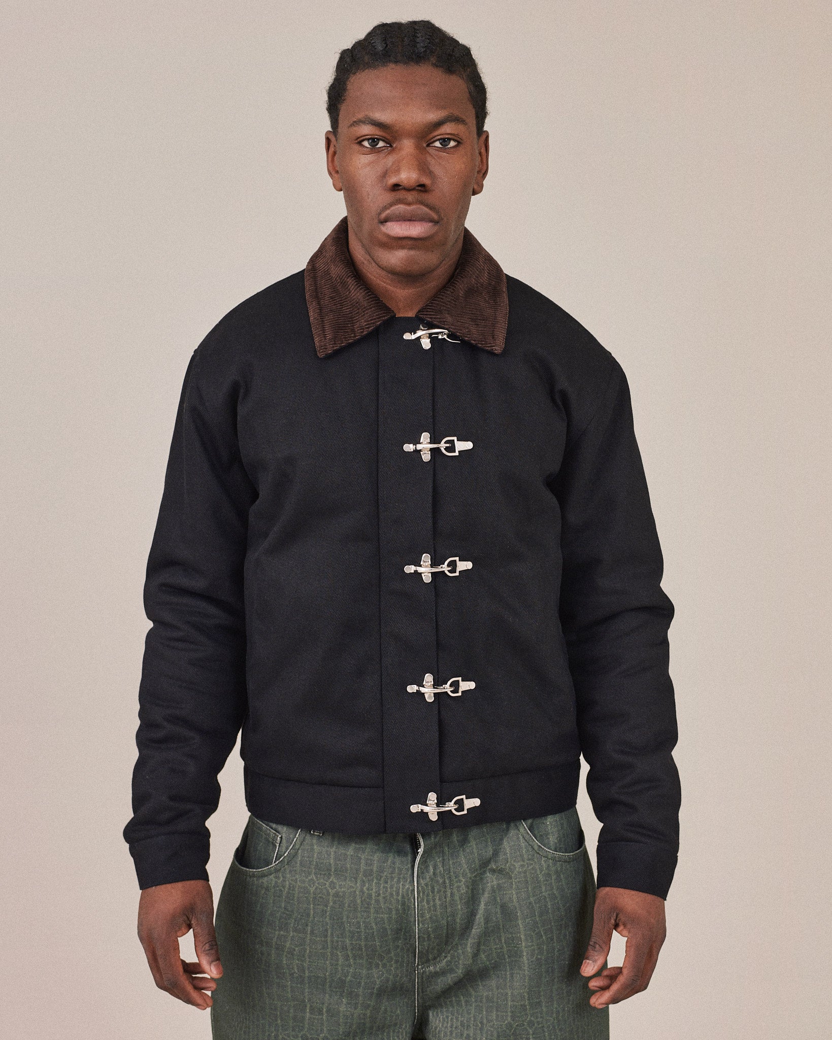 Canvas Jacket w. Clasps - Black