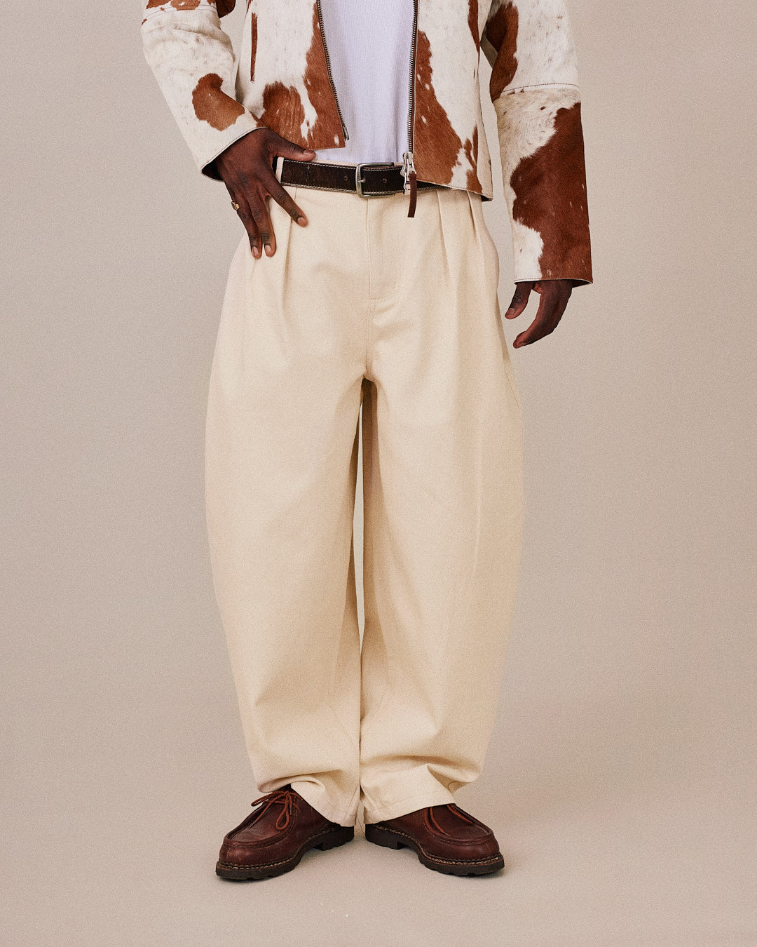 Baggy Pleated Jeans - Beige