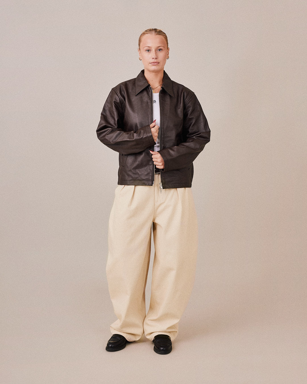 Baggy Pleated Jeans - Beige