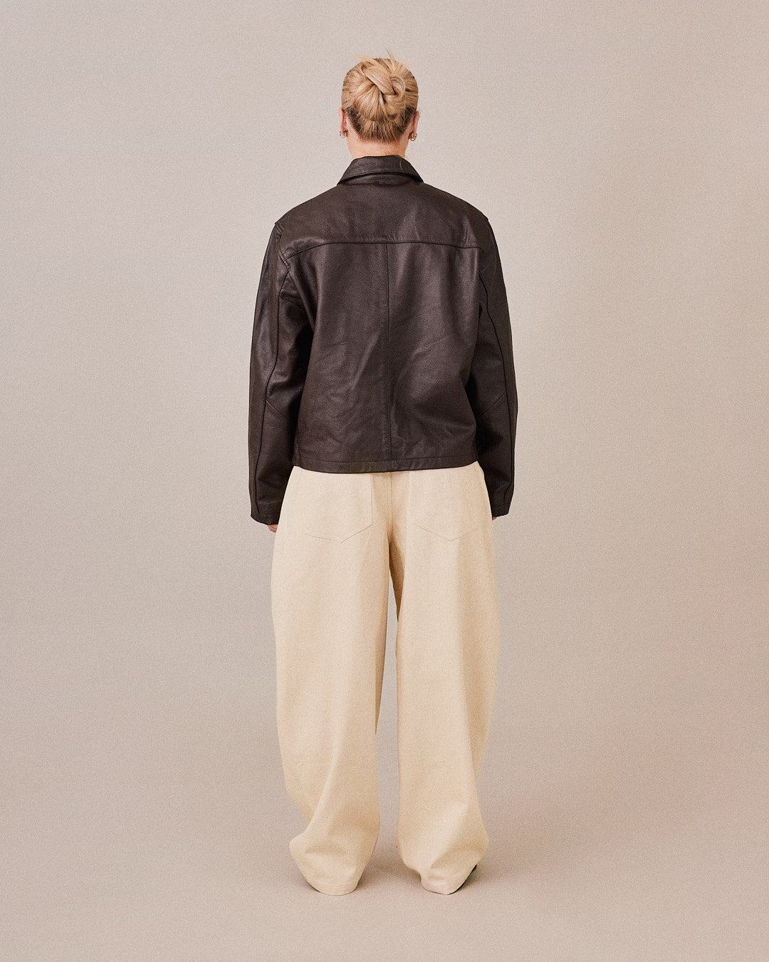 Baggy Pleated Jeans - Beige