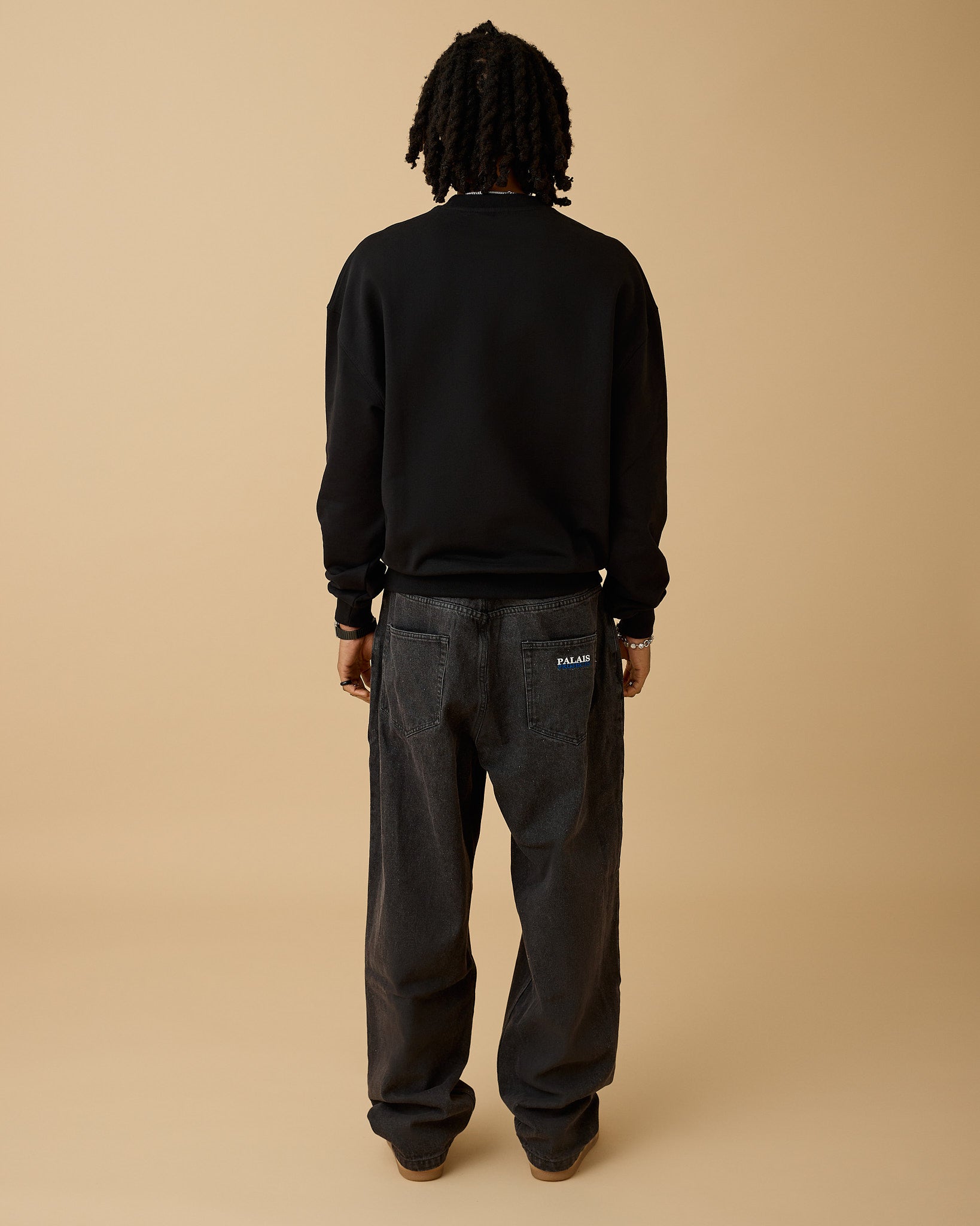 Essential Box Fit Heavy Crewneck - Black