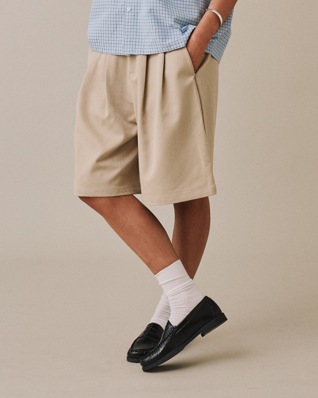 Relaxed Suit Shorts - Beige