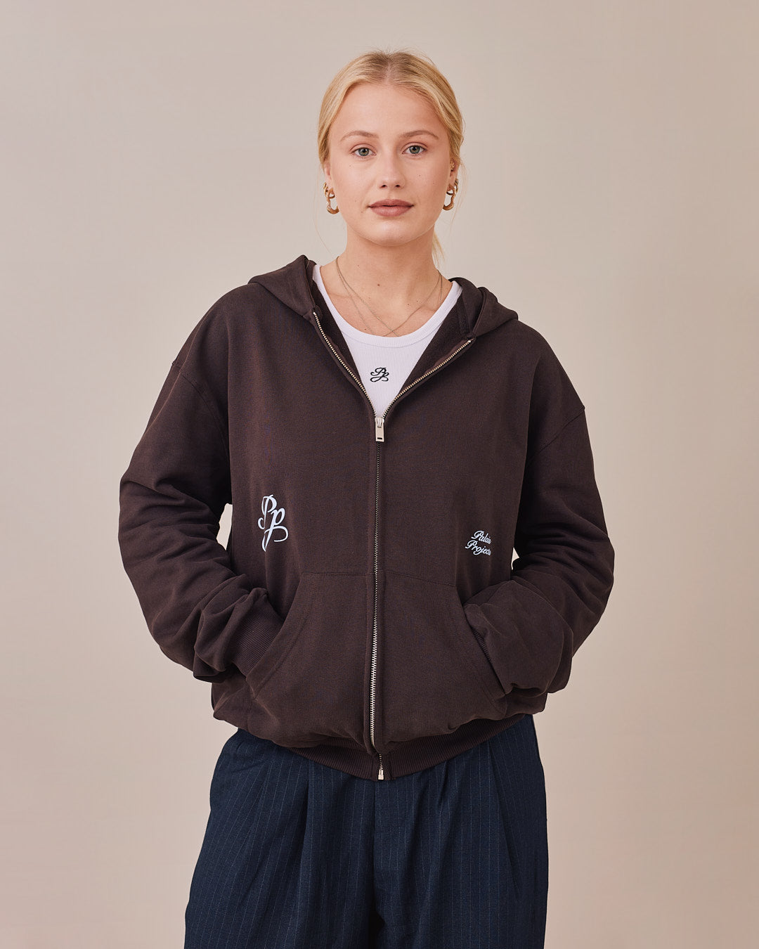 Box Fit Heavy World Tour Zip Hoodie - Mocha