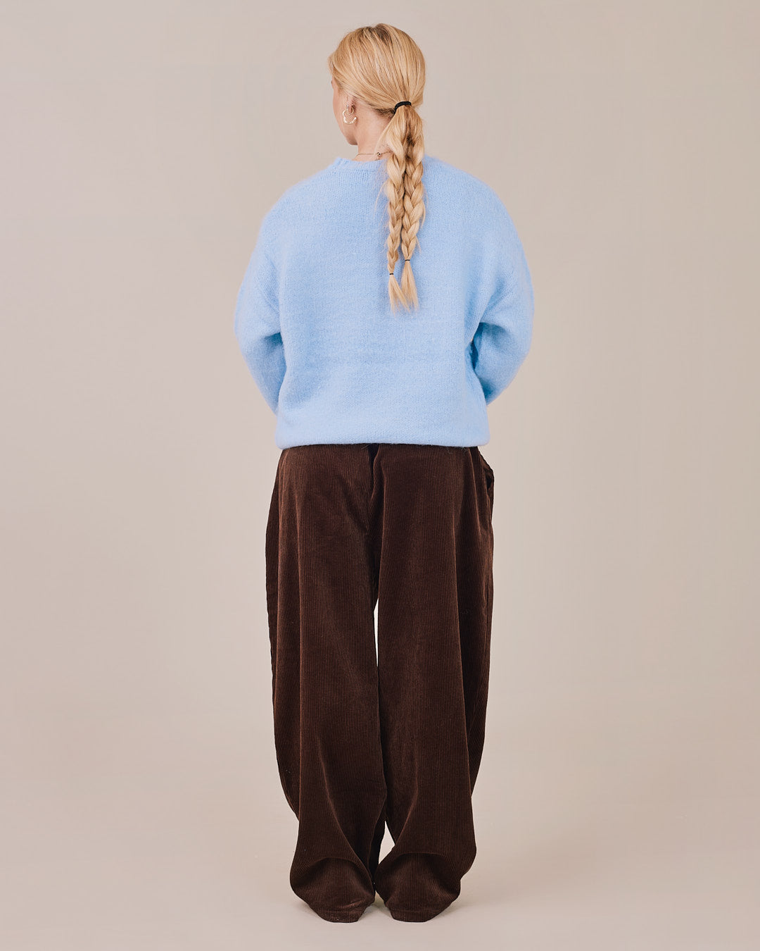Knit O-Neck Sweater - Baby Blue