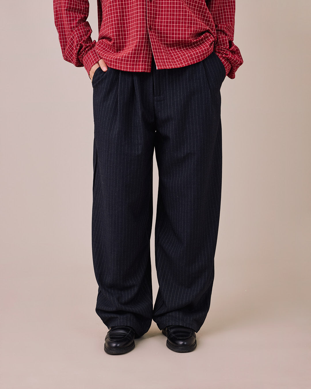 Relaxed Suit Pants - Black Stripe