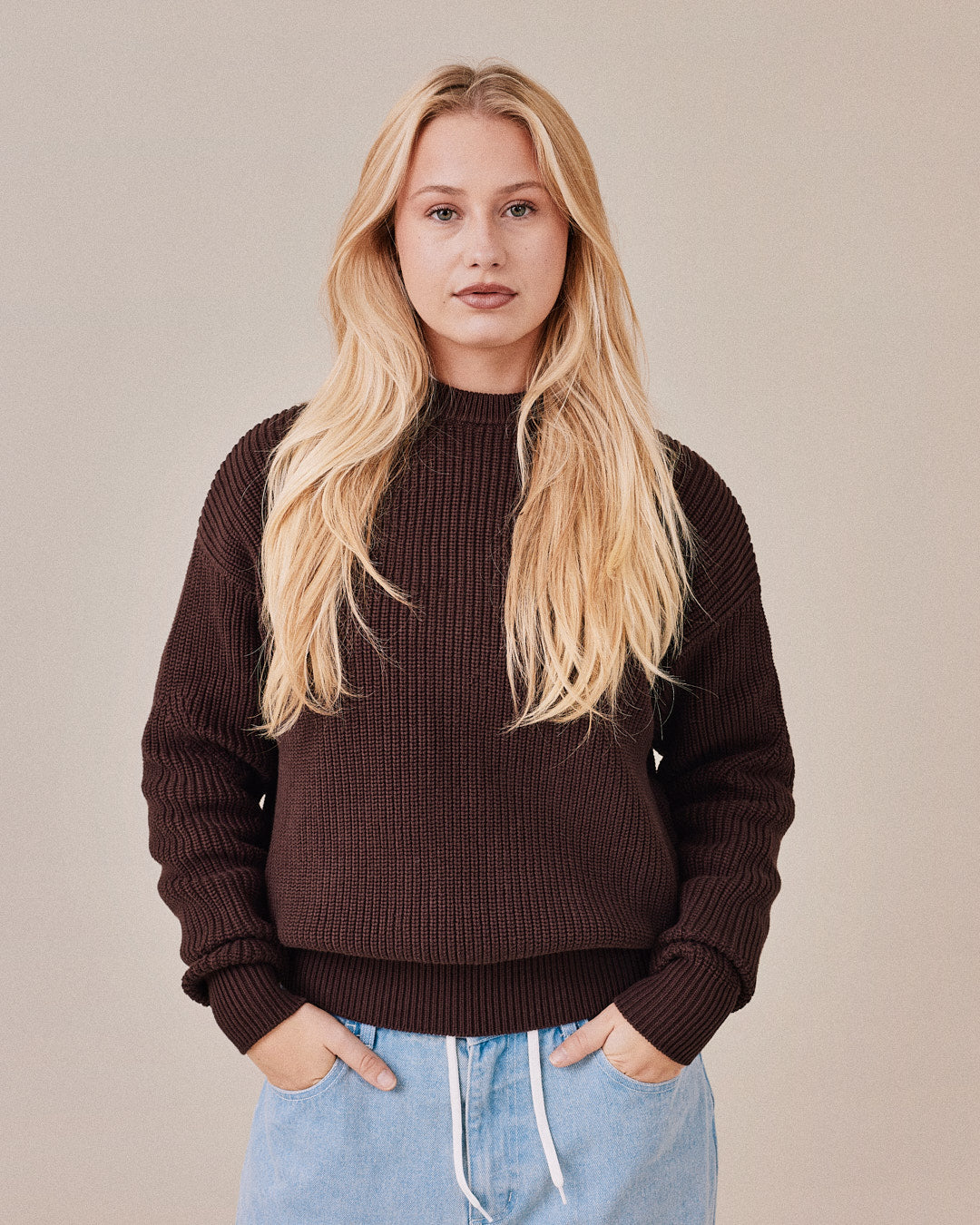 Fisherman O Neck Knit - Dark Brown